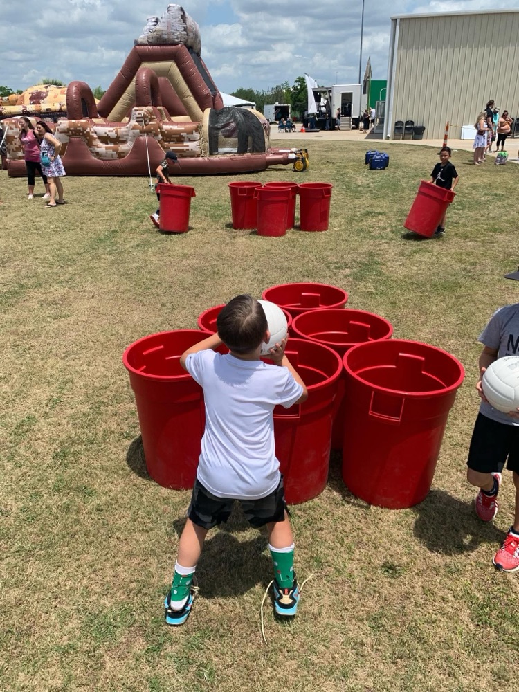 Kids playing Giant Cup Pong